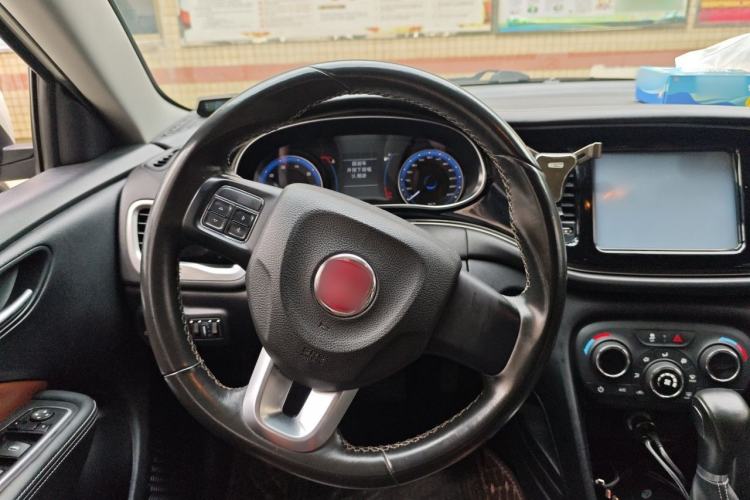 Used Fiat Viaggio 2015 1.4T Automatic Jingxiang Edition Steering Wheel