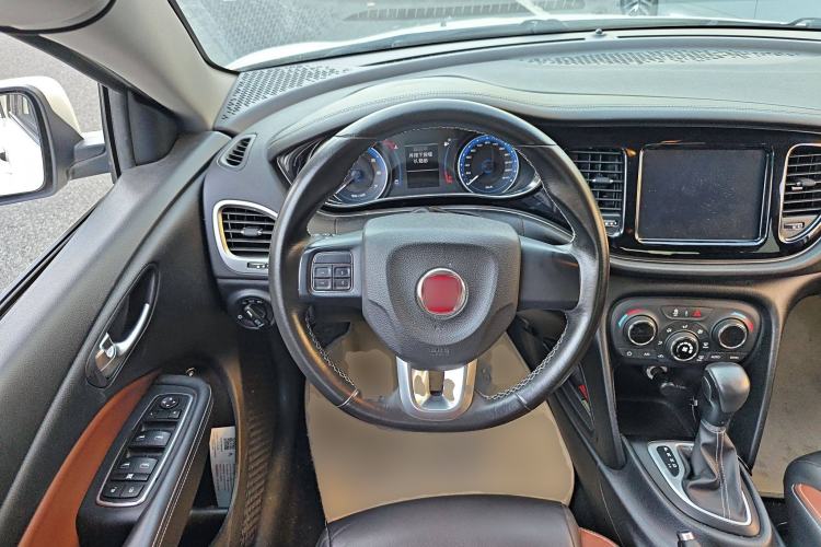 Used Fiat Viaggio 2015 1.4T Automatic Jingxiang Edition Steering Wheel