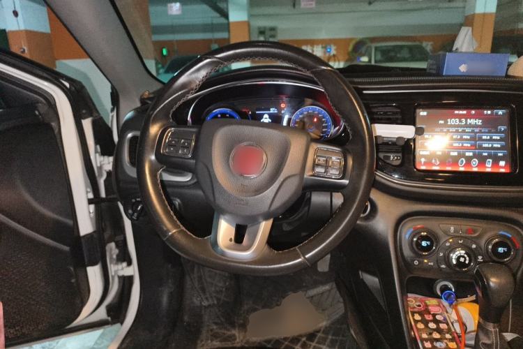 Used Fiat Viaggio 2015 1.4T Automatic Smart Edition Steering Wheel