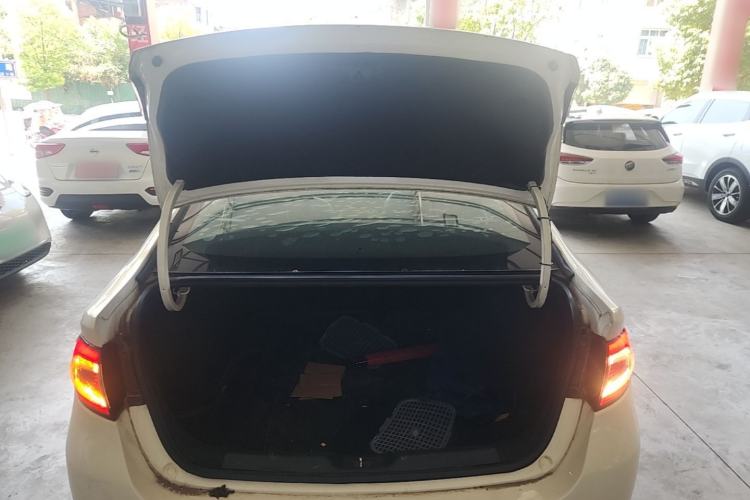 Used Fiat Viaggio 2015 1.4T Automatic Jingxiang Edition Trunk
