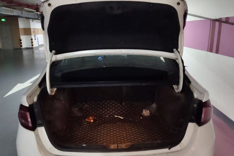 Used Fiat Viaggio 2015 1.4T Automatic Jingxiang Edition Trunk
