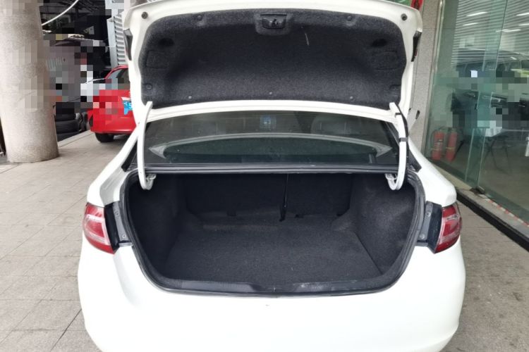 Used Fiat Viaggio 2015 1.4T Automatic Enjoyment Edition Trunk