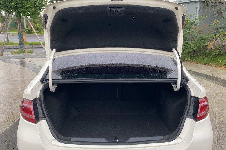 Used Fiat Viaggio 2015 1.4T Automatic Jingxiang Edition Trunk