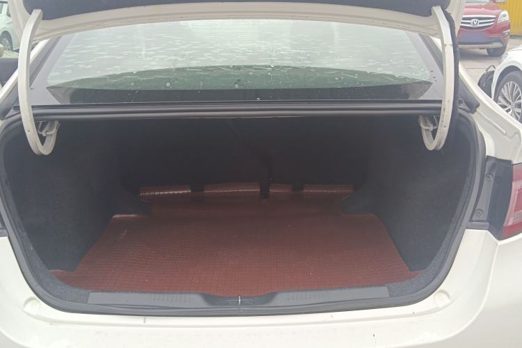 Used Fiat Viaggio 2015 1.4T Automatic Enjoyment Edition Trunk