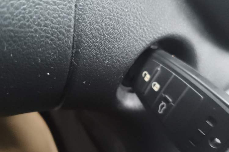 Used Fiat Viaggio 2015 1.4T Automatic Enjoyment Edition Vehicle Key