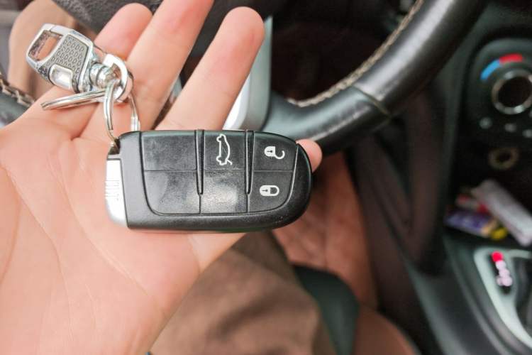 Used Fiat Viaggio 2015 1.4T Automatic Jingxiang Edition Vehicle Key