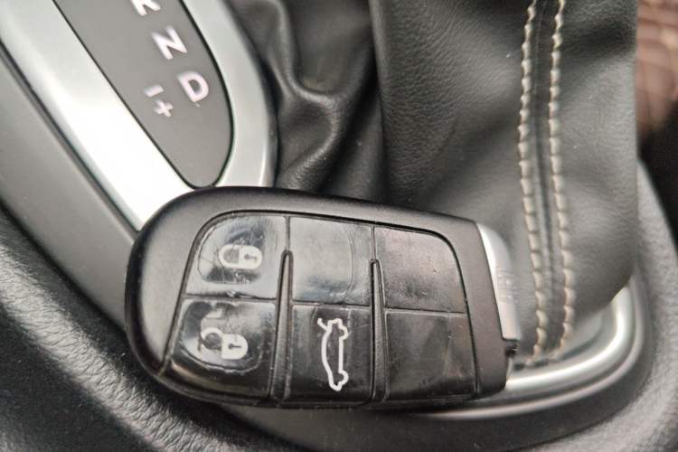 Used Fiat Viaggio 2015 1.4T Automatic Jingxiang Edition Vehicle Key