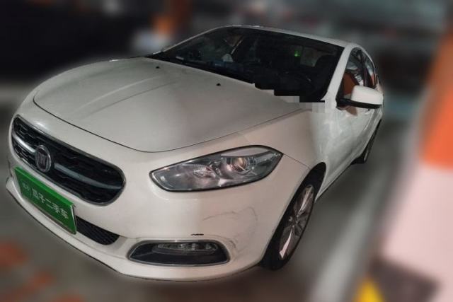 Fiat Viaggio 2015 1.4T Automatic Smart Edition مستعملة