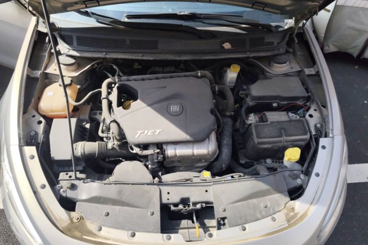 Used Fiat Viaggio 2015 1.4T Manual Jingxiang Edition Engine Bay