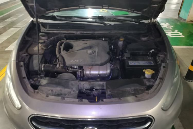 Used Fiat Viaggio 2015 1.4T Automatic Jingxiang Edition Engine Bay