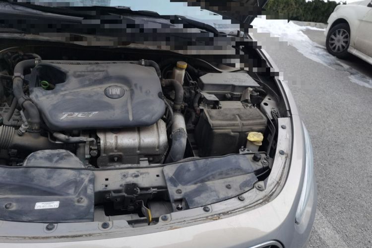 Used Fiat Viaggio 2015 1.4T Automatic Jingxiang Edition Engine Bay Left