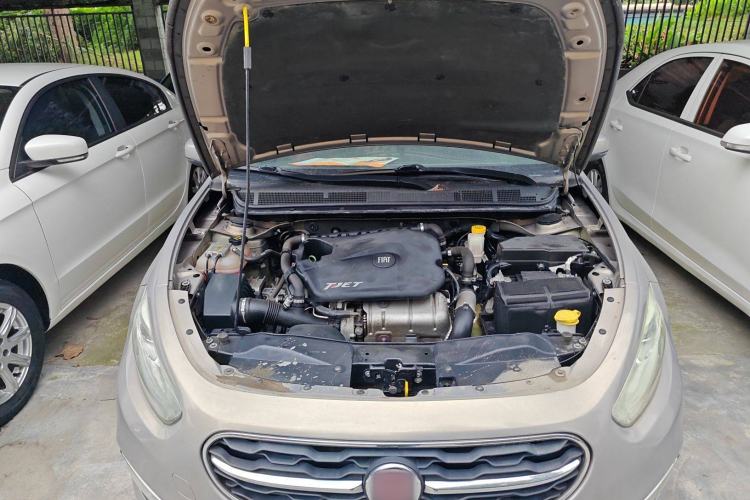 Used Fiat Viaggio 2015 1.4T Automatic Jingxiang Edition Engine Bay