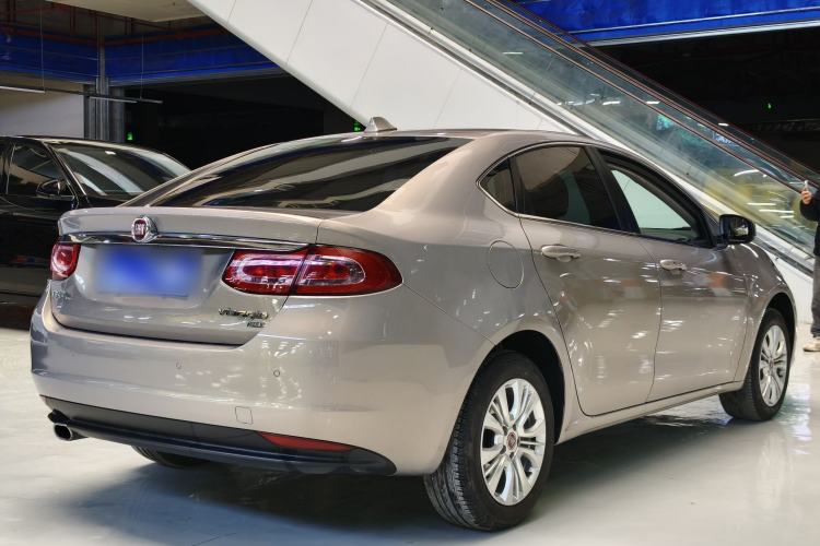 Used Fiat Viaggio 2015 1.4T Automatic Jingxiang Edition Exterior 6