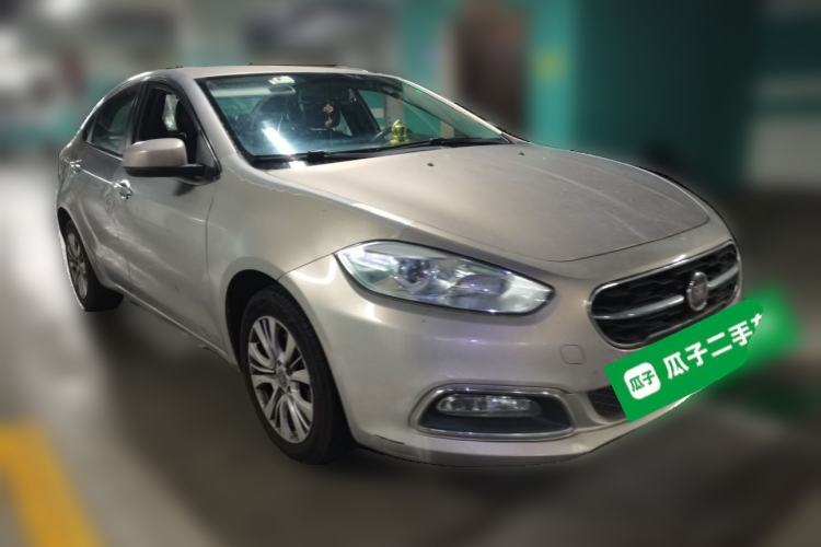 Used Fiat Viaggio 2015 1.4T Automatic Jingxiang Edition Front Right 45 Deg