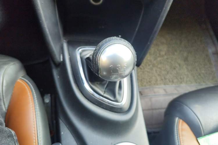 Used Fiat Viaggio 2015 1.4T Manual Jingxiang Edition Gear Lever
