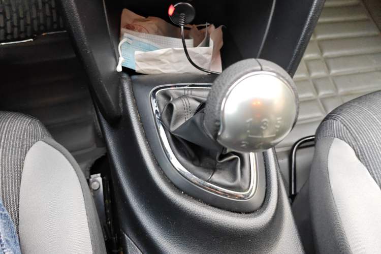 Used Fiat Viaggio 2015 1.4T Manual Enjoyment Edition Gear Lever