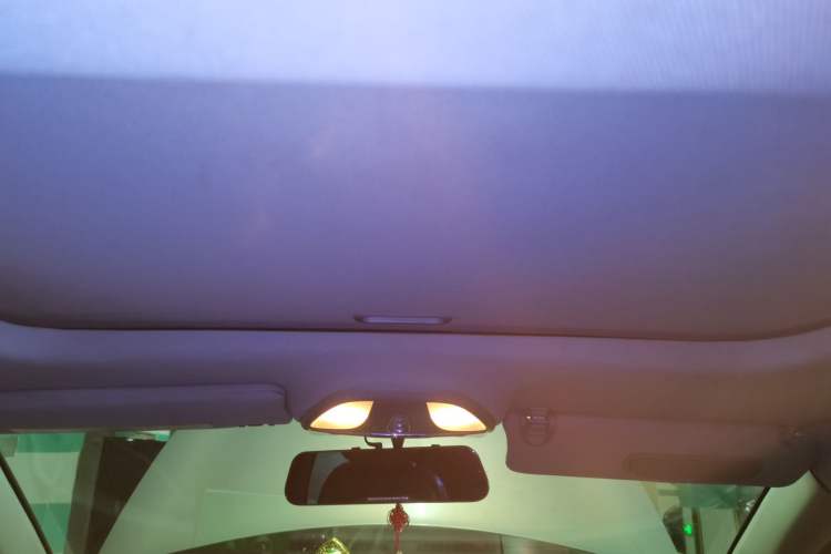 Used Fiat Viaggio 2015 1.4T Automatic Jingxiang Edition Headliner