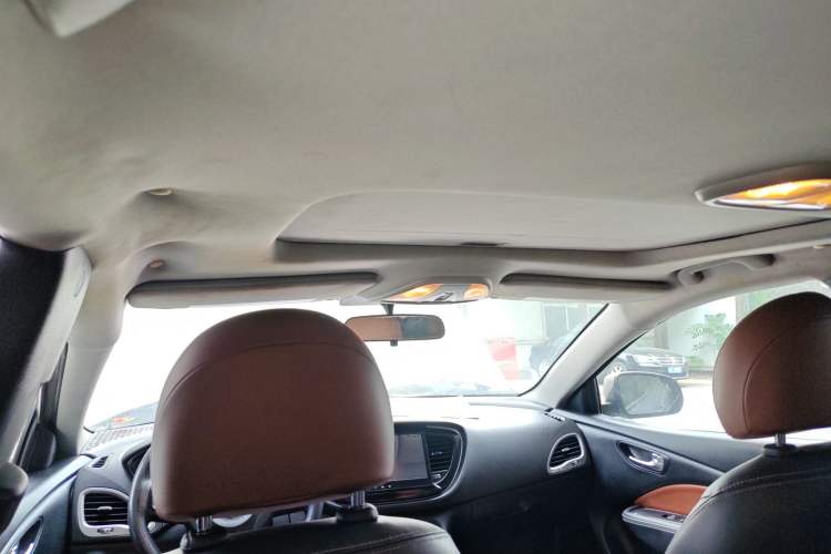 Used Fiat Viaggio 2015 1.4T Automatic Jingxiang Edition Headliner