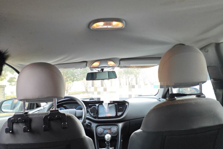 Used Fiat Viaggio 2015 1.4T Manual Enjoyment Edition Headliner