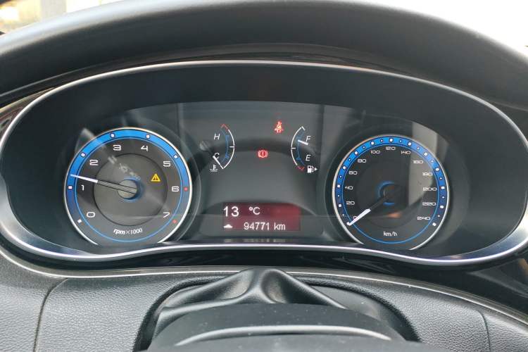 Used Fiat Viaggio 2015 1.4T Manual Enjoyment Edition Instrument Cluster