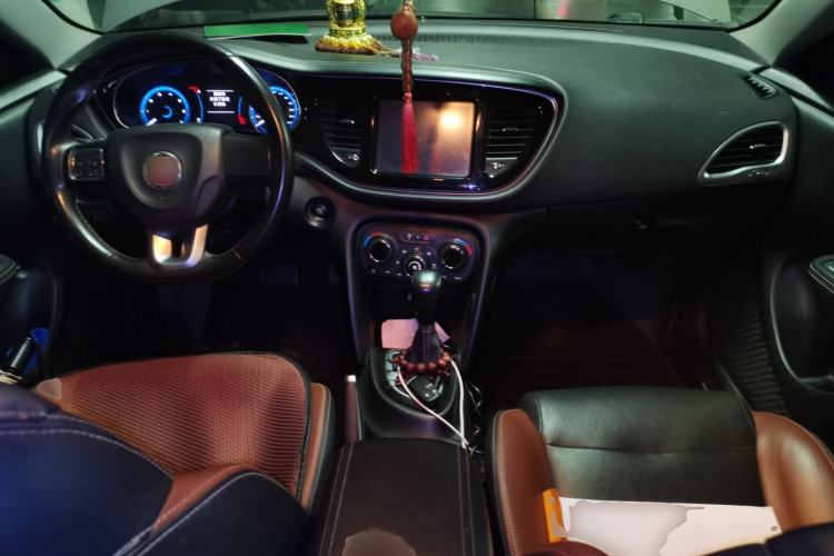 Used Fiat Viaggio 2015 1.4T Automatic Jingxiang Edition Interior 2