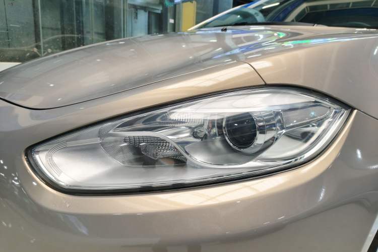 Used Fiat Viaggio 2015 1.4T Automatic Jingxiang Edition Left Front Headlight