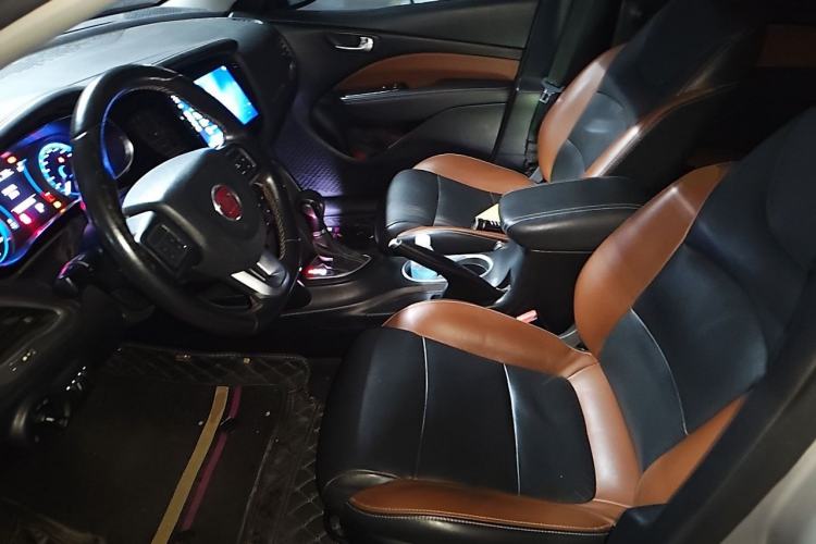 Used Fiat Viaggio 2015 1.4T Automatic Jingxiang Edition Left Front Seat