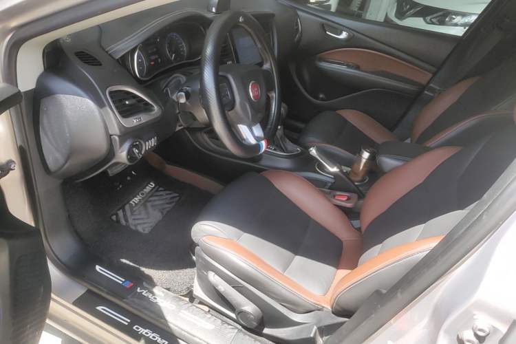 Used Fiat Viaggio 2015 1.4T Automatic Jingxiang Edition Left Front Seat