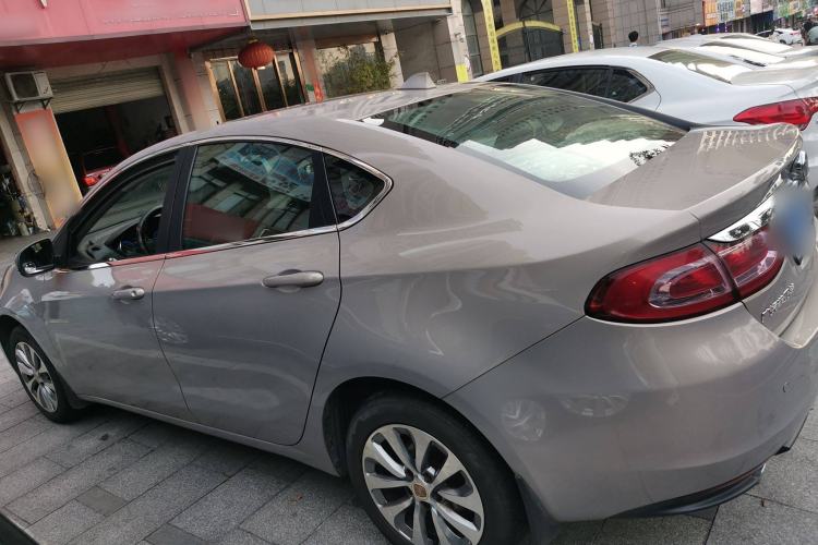 Used Fiat Viaggio 2015 1.4T Manual Enjoyment Edition Left Side