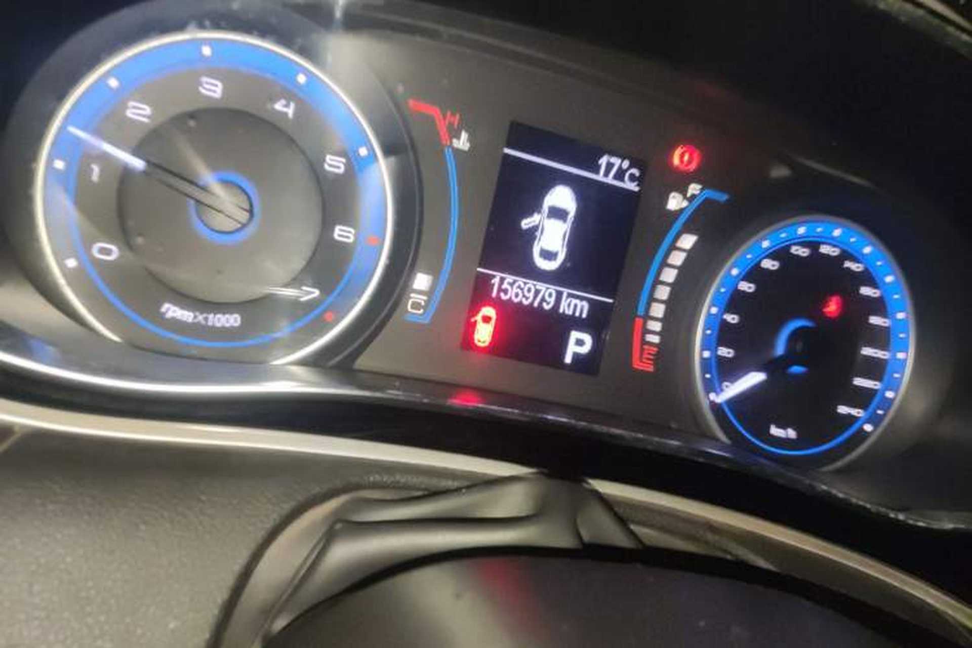 Used Fiat Viaggio 2015 1.4T Automatic Jingxiang Edition Odometer Close Up