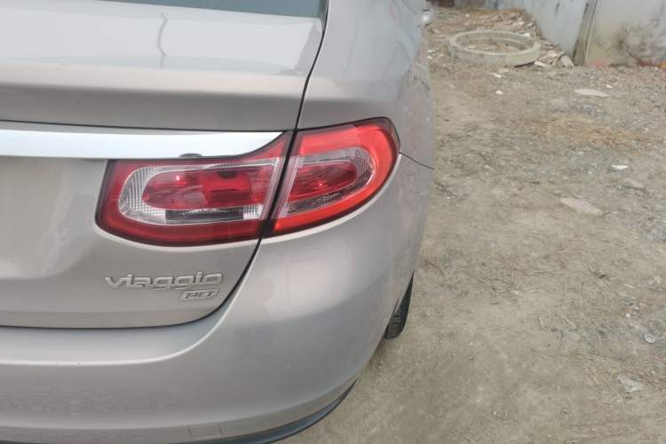 Used Fiat Viaggio 2015 1.4T Manual Enjoyment Edition Right Rear Taillight