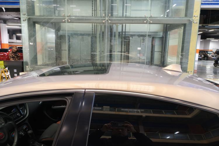 Used Fiat Viaggio 2015 1.4T Automatic Jingxiang Edition Roof