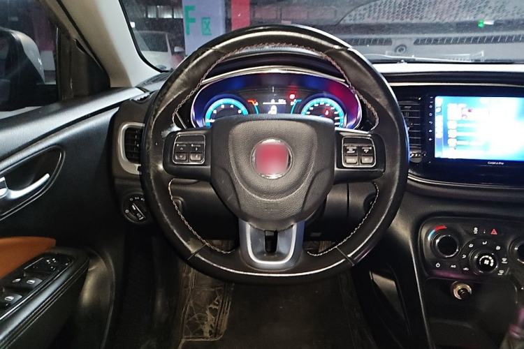 Used Fiat Viaggio 2015 1.4T Automatic Jingxiang Edition Steering Wheel