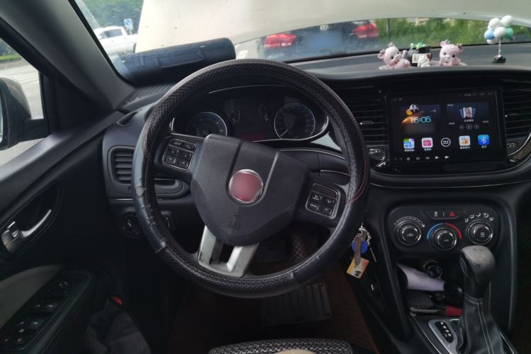 Used Fiat Viaggio 2015 1.4T Automatic Enjoyment Edition Steering Wheel
