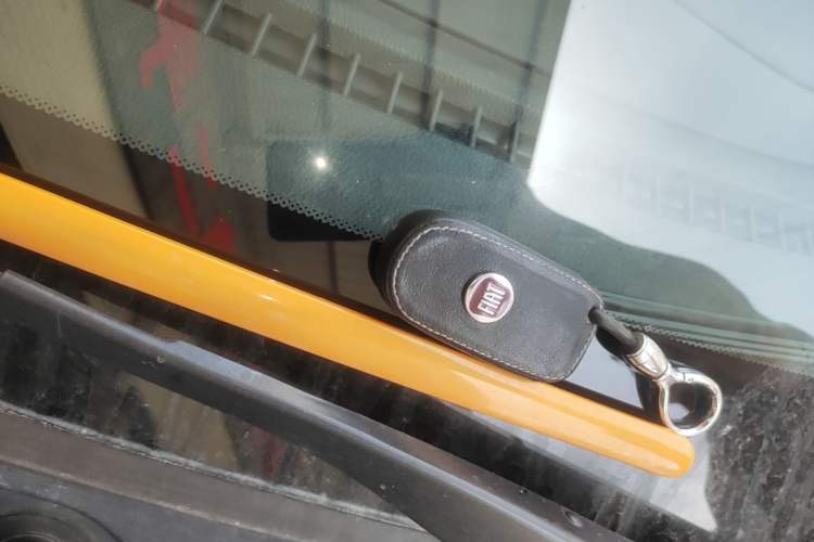 Used Fiat Viaggio 2015 1.4T Automatic Jingxiang Edition Vehicle Key