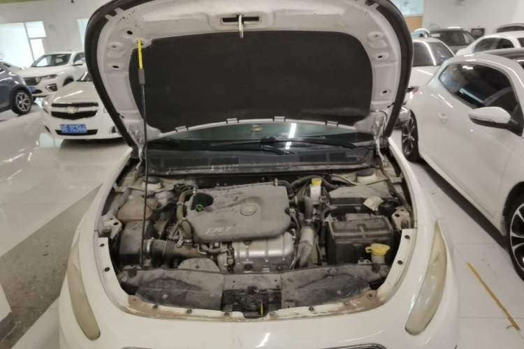 Used Fiat Viaggio 2017 1.4T Automatic Jingxiang Edition Engine Bay