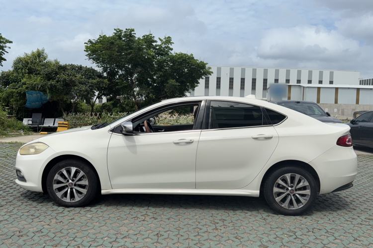 Used Fiat Viaggio 2017 1.4T Automatic Jingxiang Edition Exterior 2