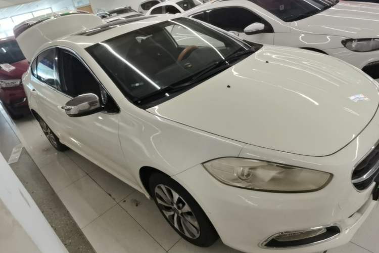 Used Fiat Viaggio 2017 1.4T Automatic Jingxiang Edition Front Right 45 Deg