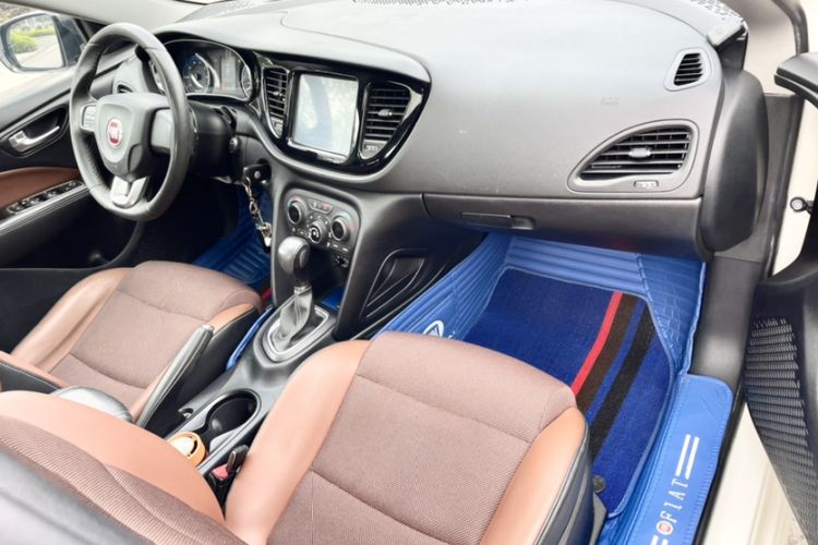 Used Fiat Viaggio 2017 1.4T Automatic Jingxiang Edition Interior 5