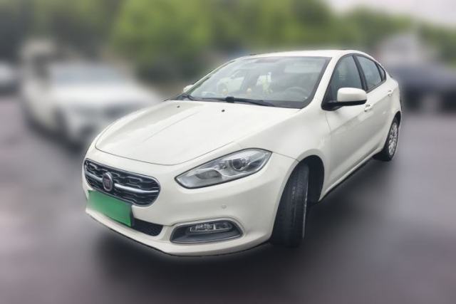Ojetý Fiat Viaggio 2017 1.4T Automatic Enjoyment Edition