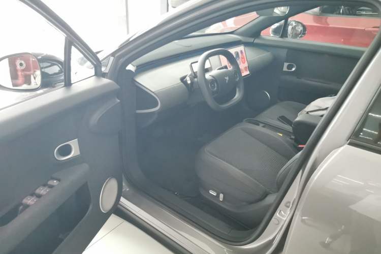Used firefly 2025 Free Edition Interior 3