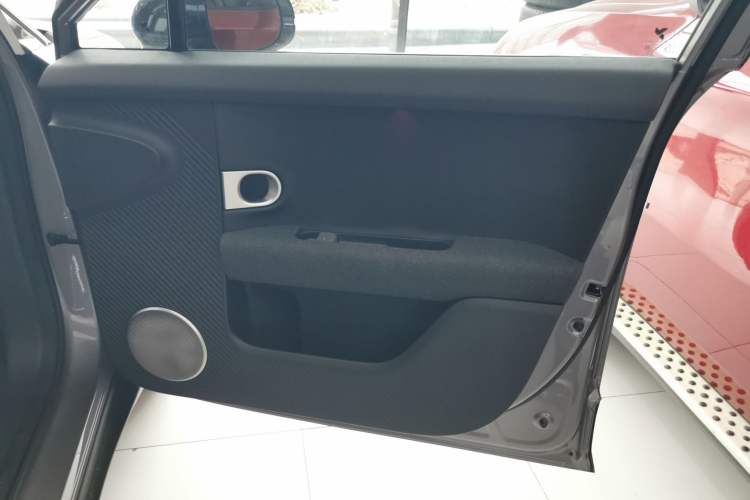 Used firefly 2025 Free Edition Interior 5
