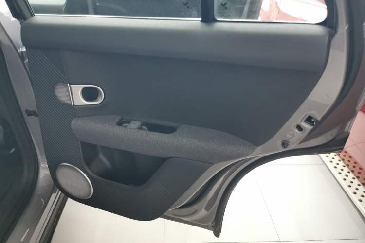 Used firefly 2025 Free Edition Interior 6