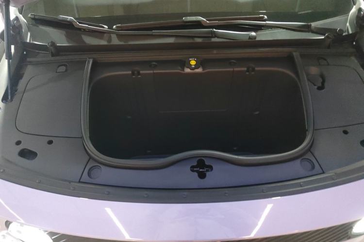 Used firefly 2025 Illuminated Edition Engine Bay