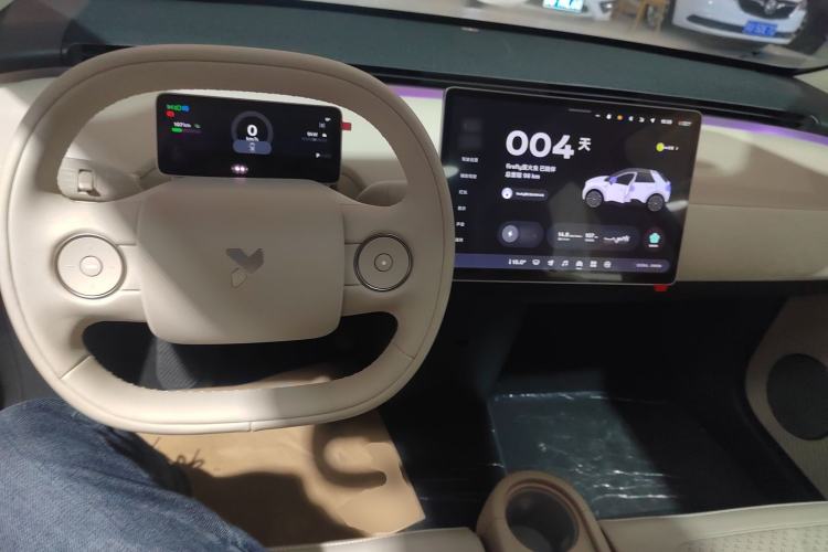 Used firefly 2025 Illuminated Edition Interior 2