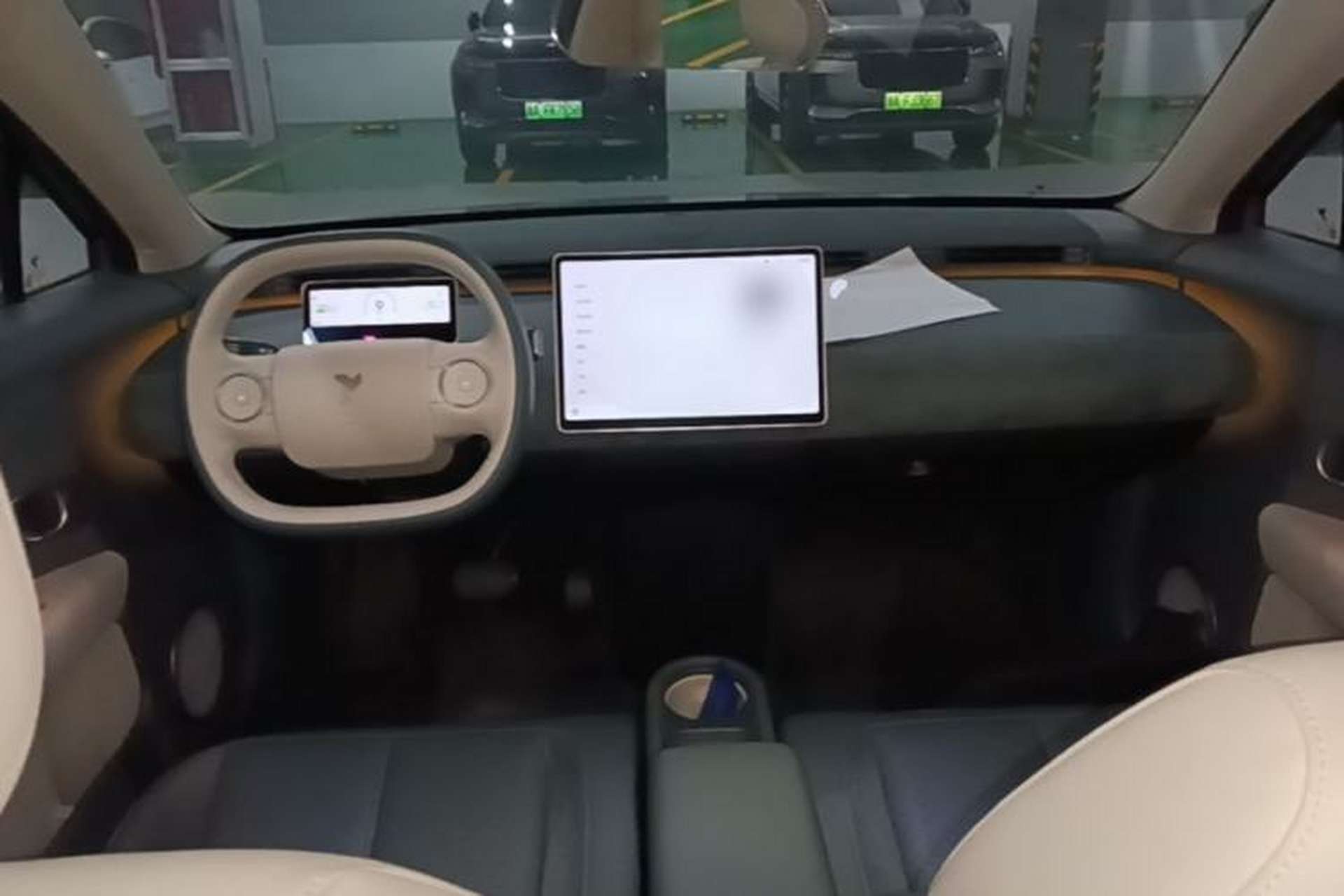 Used firefly 2025 Illuminated Edition Center Console