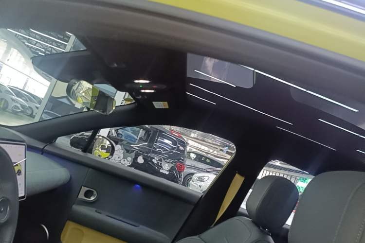 Used firefly 2025 Free Edition Headliner