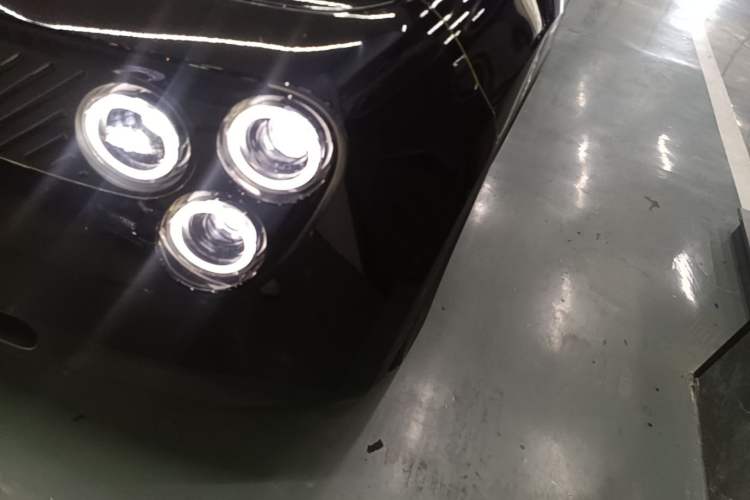 Used firefly 2025 Free Edition Left Front Headlight