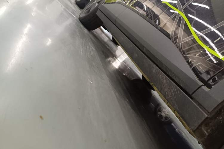 Used firefly 2025 Free Edition Right Side Sill
