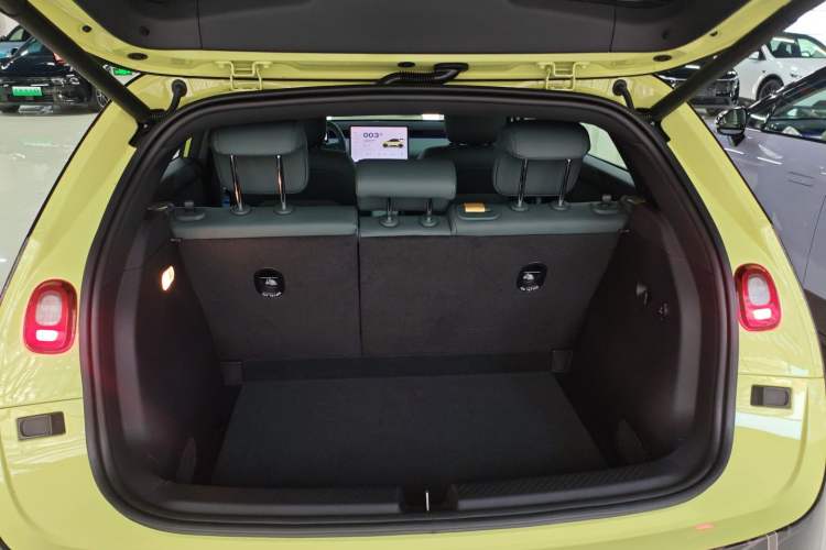 Used firefly 2025 Free Edition Trunk